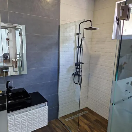 българе Hotel *